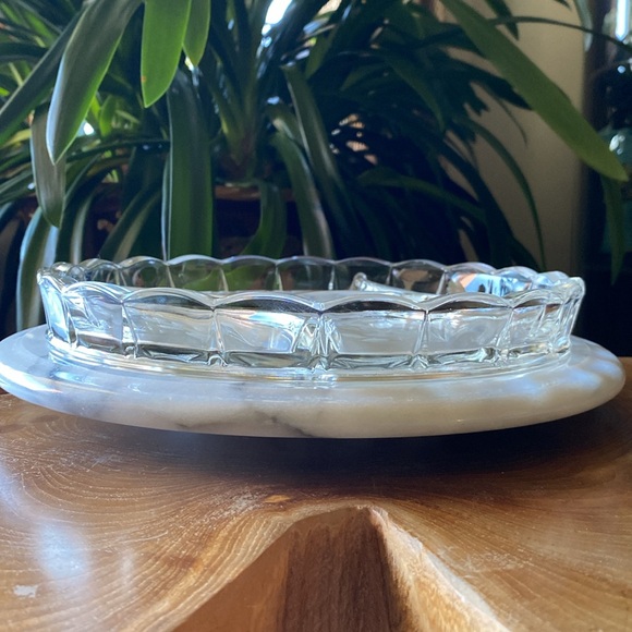 Vintage W.J. Hughes 10.25” Cornflower Etched Scalloped Divided Relish Platter - Picture 8 of 11